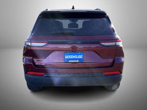 2024 Jeep Grand Cherokee Altitude