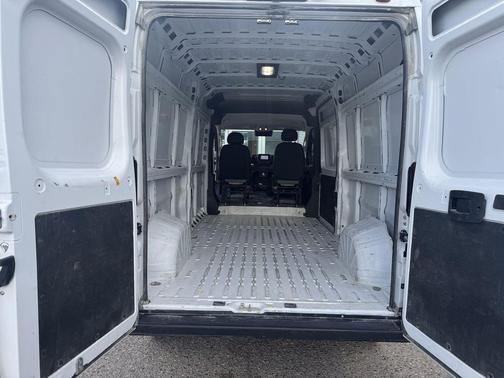 2025 RAM ProMaster 2500 Tradesman