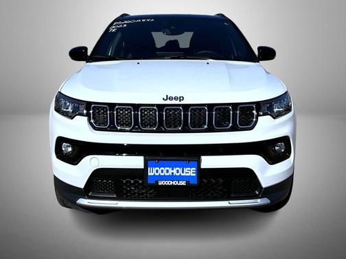 Bright White Clearcoat 2023 Jeep Compass Limited