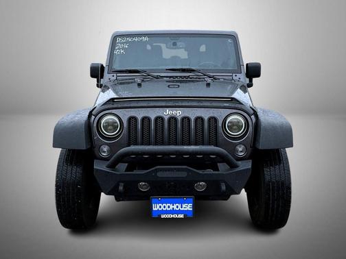 2016 Jeep Wrangler Sport
