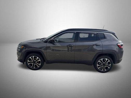 Granite Crystal Metallic Clearcoat 2022 Jeep Compass Limited