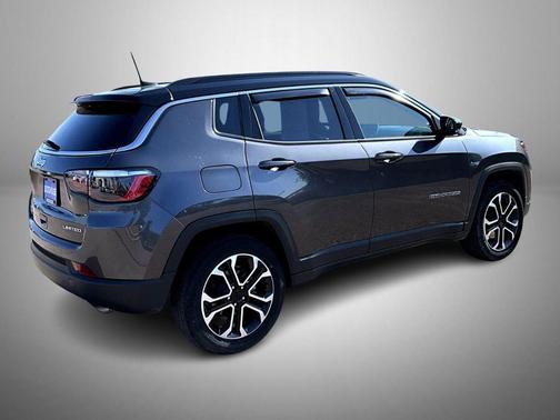 Granite Crystal Metallic Clearcoat 2022 Jeep Compass Limited