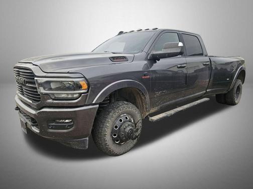 2022 RAM 3500 Laramie Crew Cab 4x4 8' Box