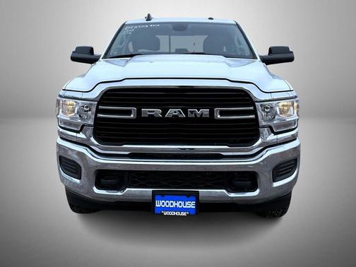 2019 RAM 2500 Big Horn Crew Cab 4x4 6'4' Box