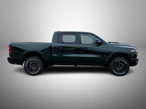 Serrano Green Metallic 2026 RAM 1500 Rebel
