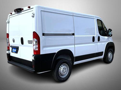 Bright White Clearcoat 2026 RAM ProMaster 1500 Low Roof