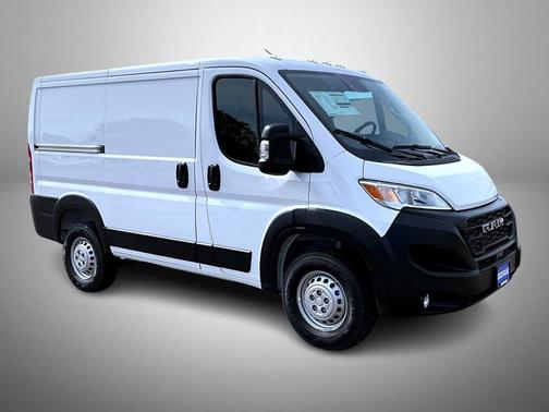 Bright White Clearcoat 2026 RAM ProMaster 1500 Low Roof