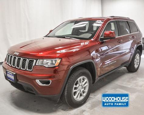Velvet Red Pearlcoat 2018 Jeep Grand Cherokee Laredo E