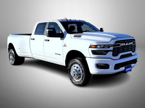 2026 RAM 3500 Big Horn Crew Cab 4x4 8' Box