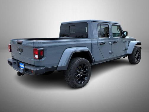 Anvil Clearcoat 2025 Jeep Gladiator Nighthawk