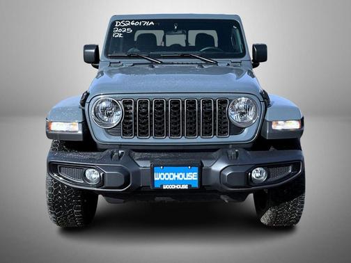 2025 Jeep Gladiator Nighthawk