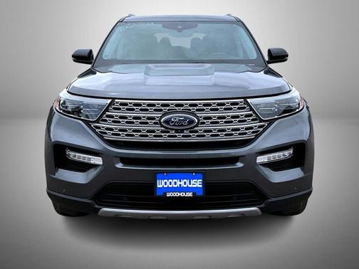 Carbonized Gray Metallic 2022 Ford Explorer Limited