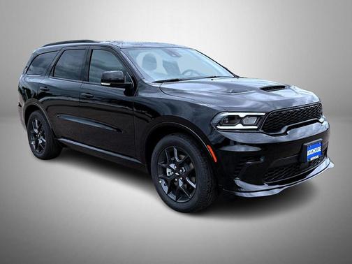 DB Black Crystal Clearcoat 2026 Dodge Durango GT Plus