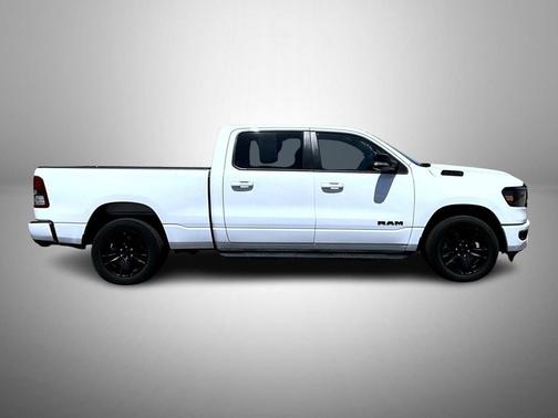 Bright White Clearcoat 2022 RAM 1500 Big Horn/Lone Star