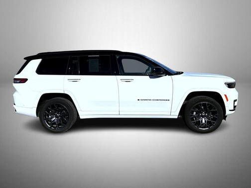 2025 Jeep Grand Cherokee L Summit