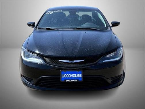 2017 Chrysler 200 LX