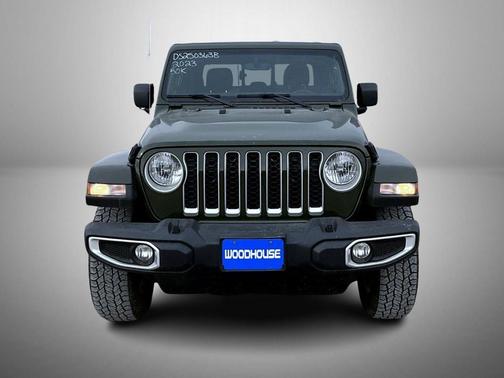 2023 Jeep Gladiator Overland
