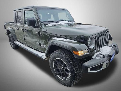 2023 Jeep Gladiator Overland