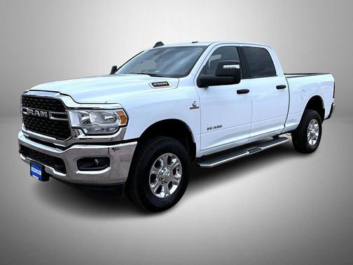 2023 RAM 2500 Big Horn Crew Cab 4x4 6'4' Box
