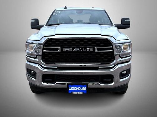 2023 RAM 2500 Big Horn Crew Cab 4x4 6'4' Box