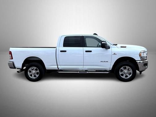 2023 RAM 2500 Big Horn Crew Cab 4x4 6'4' Box