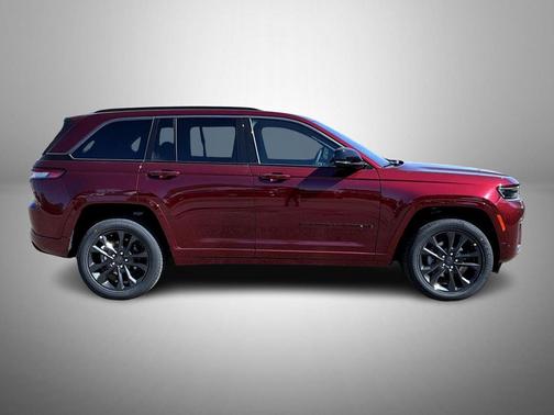 Velvet Red Pearlcoat 2026 Jeep Grand Cherokee Limited