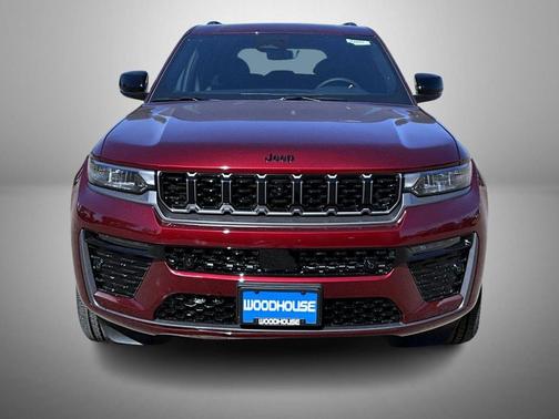 Velvet Red Pearlcoat 2026 Jeep Grand Cherokee Limited