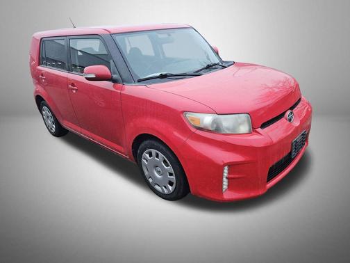 2013 Scion xB 10 Series