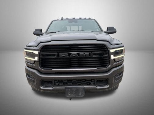 Granite Crystal Metallic Clearcoat 2022 RAM 2500 Laramie Crew Cab 4x4 6'4' Box
