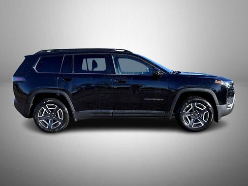 2026 Jeep Cherokee Laredo 4x4