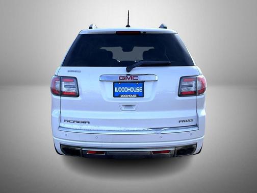 2016 GMC Acadia Denali