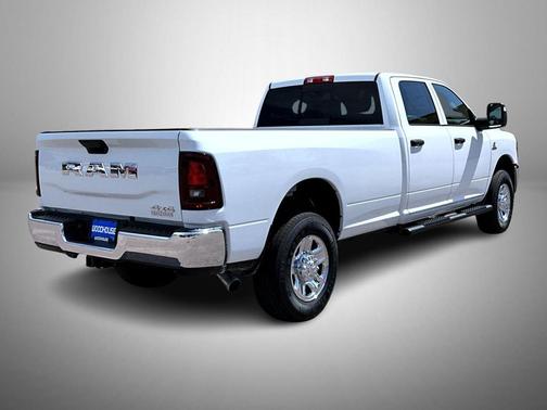 2025 RAM 2500 Tradesman Crew Cab 4x4 8' Box