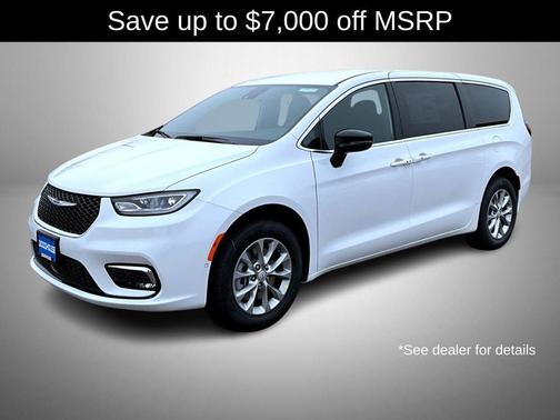 Bright White Clearcoat 2026 Chrysler Pacifica L