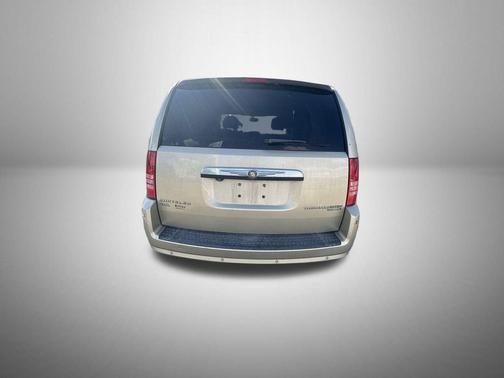 White Gold Clearcoat 2010 Chrysler Town & Country Limited