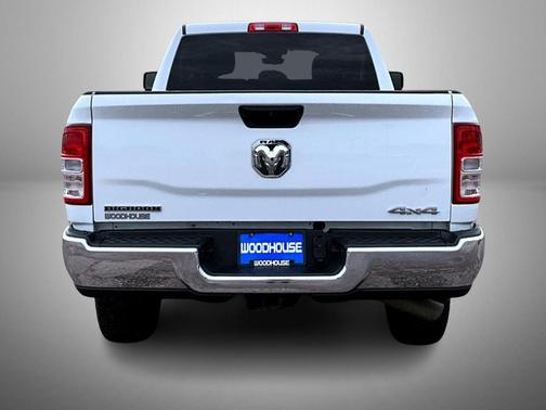 2023 RAM 2500 Big Horn Crew Cab 4x4 6'4' Box