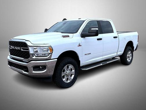 2023 RAM 2500 Big Horn Crew Cab 4x4 6'4' Box