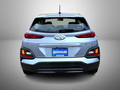 Sonic Silver 2019 Hyundai KONA SE