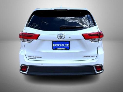 Blizzard Pearl 2017 Toyota Highlander Limited