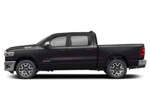 Diamond Black Crystal Pearlcoat 2026 RAM 1500 Laramie