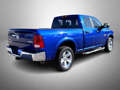 2016 RAM 1500 SLT