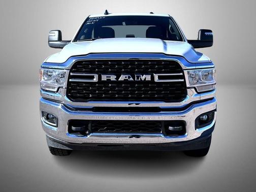 2024 RAM 3500 Big Horn Crew Cab 4x4 8' Box