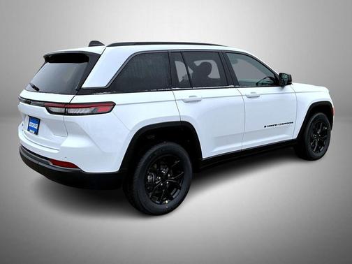 2026 Jeep Grand Cherokee Altitude