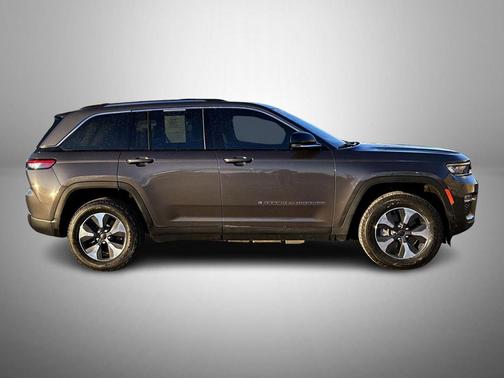 2022 Jeep Grand Cherokee 4xe Base