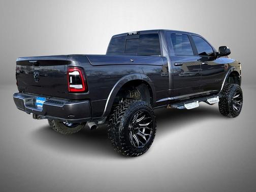 2021 RAM 3500 Laramie Crew Cab 4x4 6'4' Box