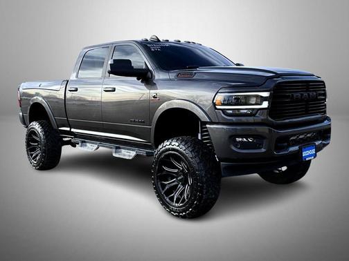 2021 RAM 3500 Laramie Crew Cab 4x4 6'4' Box