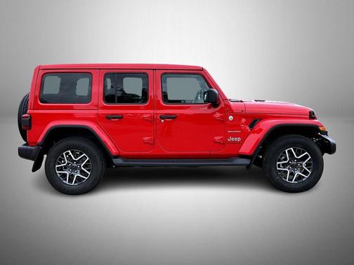 2024 Jeep Wrangler 4-Door Sahara 4x4