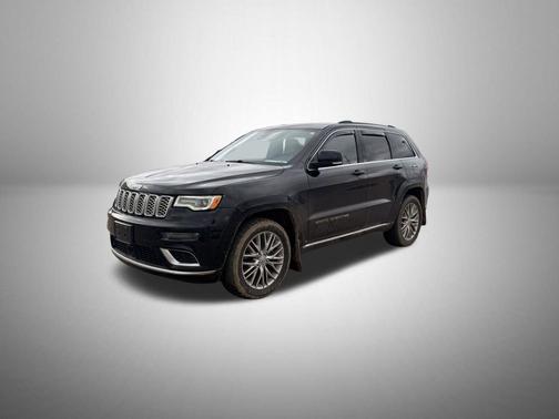 Diamond Black Crystal Pearlcoat 2018 Jeep Grand Cherokee Summit