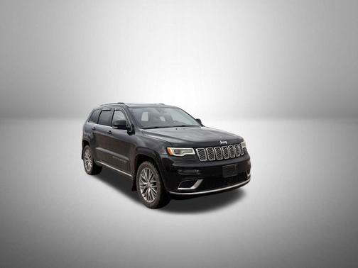 Diamond Black Crystal Pearlcoat 2018 Jeep Grand Cherokee Summit