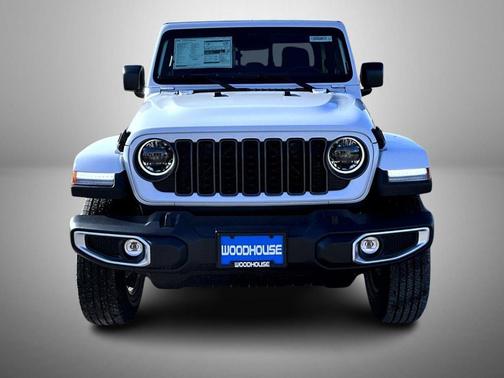 2026 Jeep Gladiator Sahara 4x4