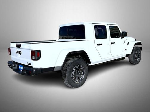 2026 Jeep Gladiator Sahara 4x4